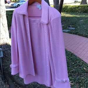 Beautiful St John’s suit!!